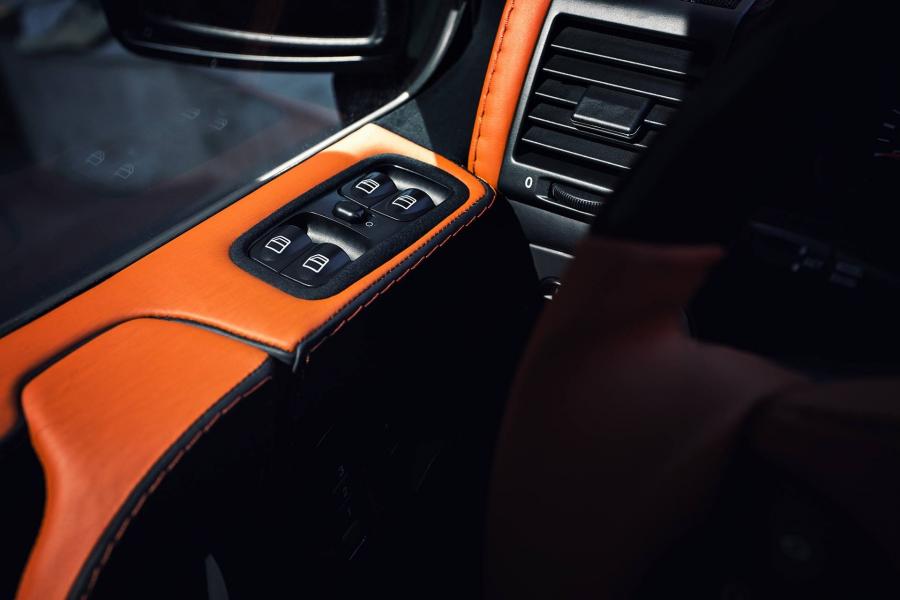 Детали интерьера Mercedes-Benz G55 AMG by Vilner 2018 года  (фото 2 из 9)